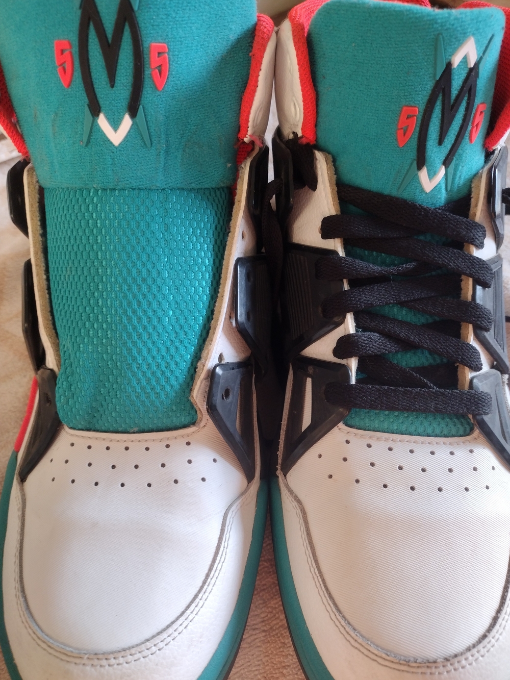 Adidas Mutombo TR Block - Picture 9 of 12